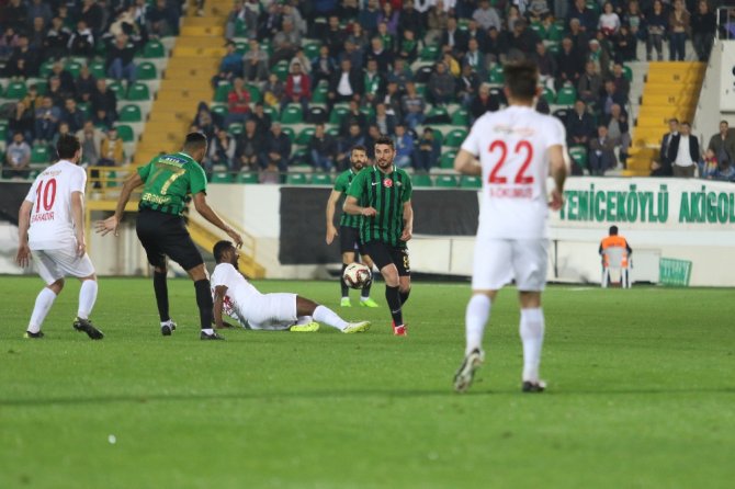 Akhisarspor Finalde