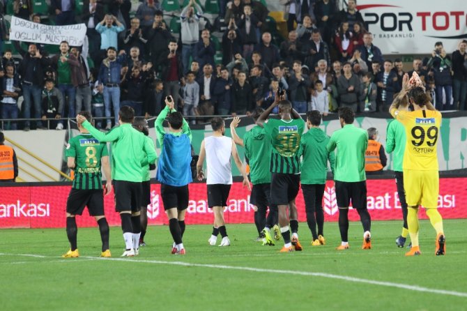 Akhisarspor Finalde