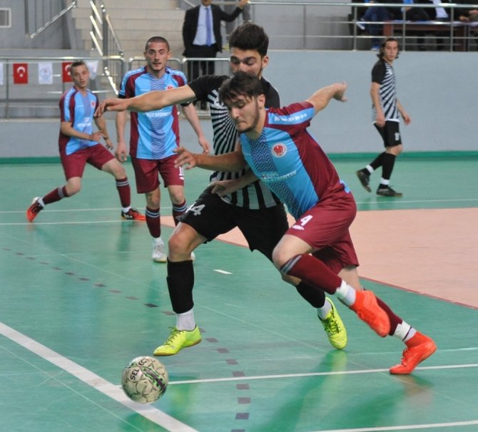 Gençler Futsal Türkiye Birinciliği Müsabakaları Trabzon’da Başladı