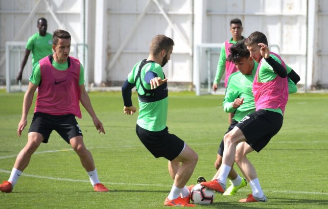 Atiker Konyaspor, Galatasaray Maçının Hazırlıklarını Sürdürdü