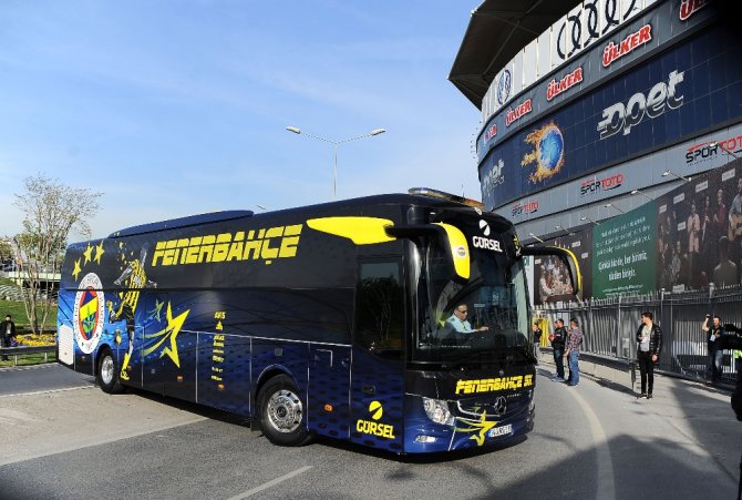 Fenerbahçe Ve Trabzonspor Kafileleri Ülker Stadı’na Geldi