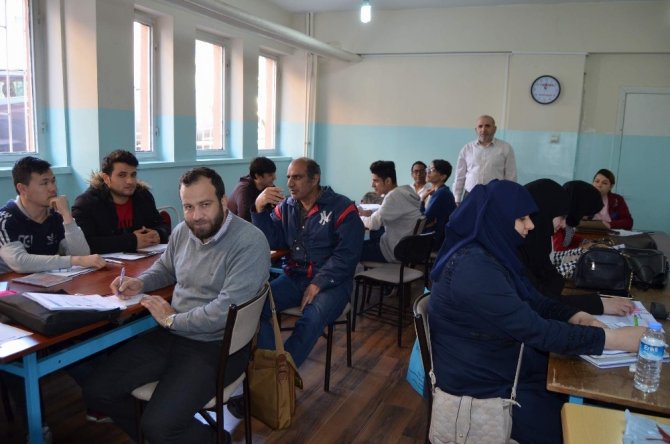 Dünyanın Bir Ucundan Gelerek Trabzon’da Türkçe Öğreniyorlar