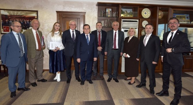 Trabzon İle Soçi Arasında İşbirliği Protokolü İmzalandı