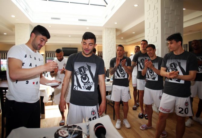 Muhayer Oktay’ın Doğum Günü Kutlandı