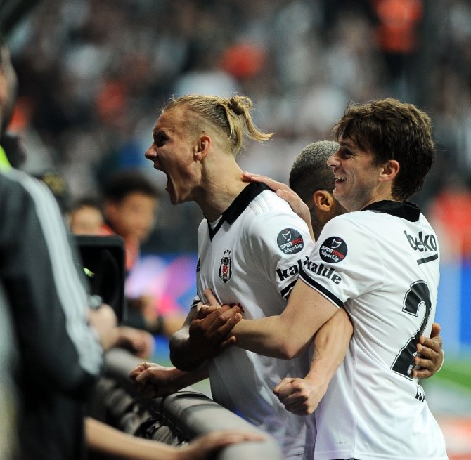 Spor Toto Süper Lig: Beşiktaş: 4 - Mke Ankaragücü: 1 (Maç Sonucu)