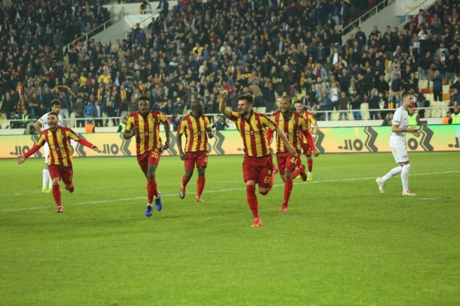 Süper Toto Süper Lig: Evkur Yeni Malatyaspor: 2 - Kasımpaşa: 1 (Maç Sonucu)