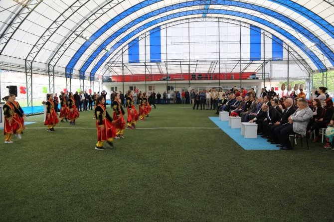 Artvin’de Trabzonspor Futbol Okulu Açıldı