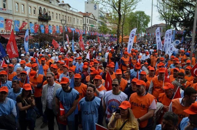 Trabzon’da 1 Mayıs Emek Ve Dayanışma Günü Kutlamaları Buruk Geçti