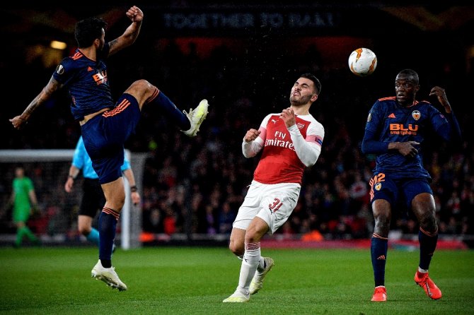 Arsenal, Finale Göz Kırptı