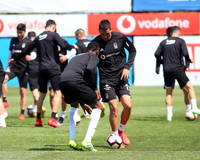 Beşiktaş, Derbi Mesaisini Sürdürdü