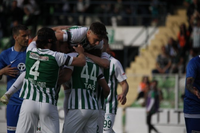 Spor Toto 1. Lig: Giresunspor: 1 - Adana Demirspor: 0 (İlk Yarı Sonucu)