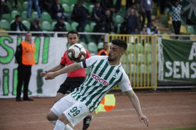 Spor Toto 1. Lig: Giresunspor: 1 - Adana Demirspor: 0 (İlk Yarı Sonucu)