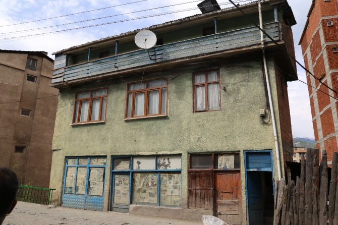 3 Gündür Kendisinden Haber Alınamıyordu Evinde Ölü Bulundu