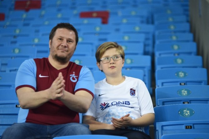 Spor Toto Süper Lig: Trabzonspor: 2 - İstiklal Mobilya Kayserispor: 1 (İlk Yarı)