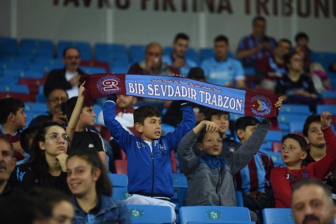 Spor Toto Süper Lig: Trabzonspor: 2 - İstiklal Mobilya Kayserispor: 1 (İlk Yarı)