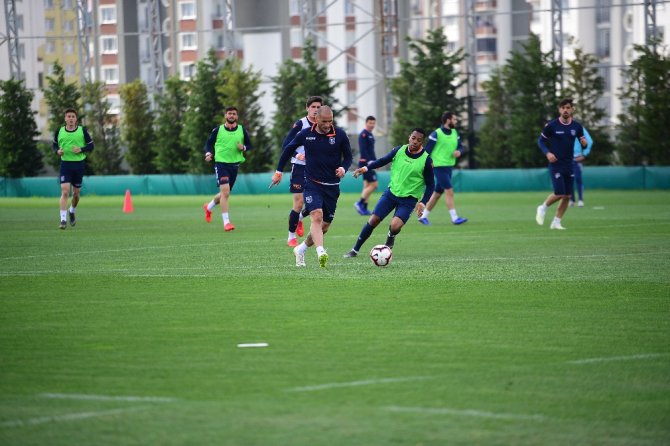 Başakşehir’de Ankaragücü Mesaisi Başladı