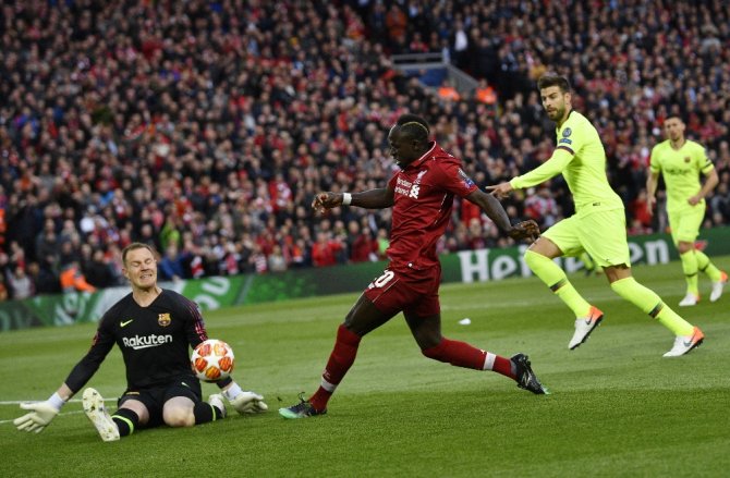 Liverpool Tarih Yazdı