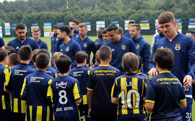 Fenerbahçe’de Frey Sezonu Kapattı