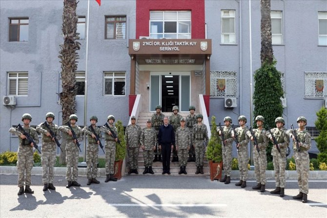 "Suriye Rejimi İdlib’in Güneyinde Kontrol Alanını Genişletmeye Çalışıyor"
