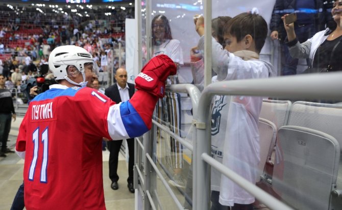 Putin, Hokey Maçında 10 Gol Birden Attı