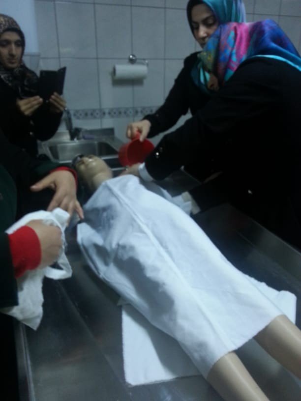 Trabzon’da Cenaze Hizmetleri Kursuna Bayan İlgisi