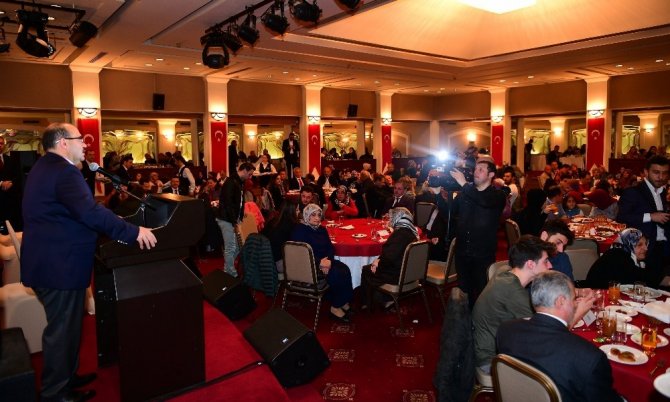 Şehit Aileleri Ve Gazilerle İftarda Buluştular