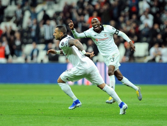 Spor Toto Süper Lig: Beşiktaş: 2 - Aytemiz Alanyaspor: 1 (Maç Sonucu)