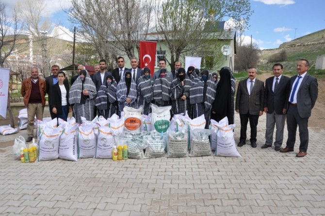 Gümüşhane’de ‘Kadın Yetişirse Her Şey Yetişir’ Projesi