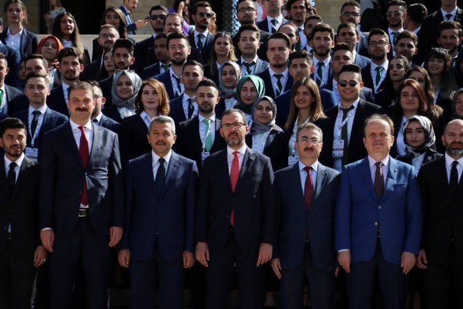 Bakan Kasapoğlu’ndan Anıtkabir’e Ziyaret