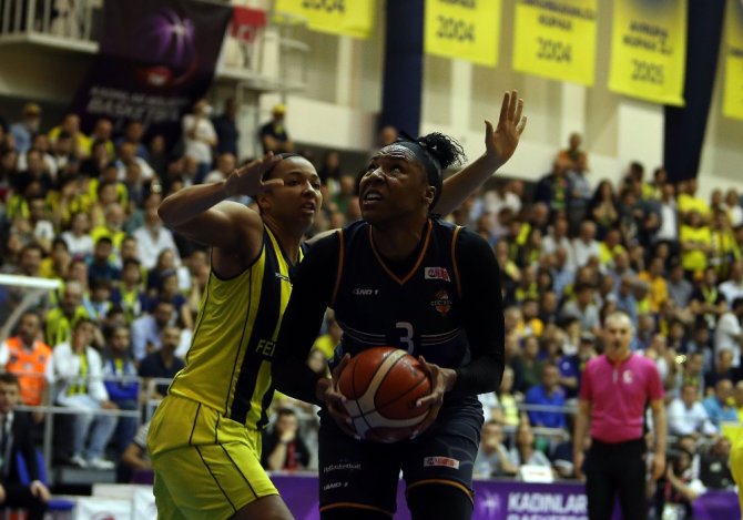 Kadınlar Basketbol Ligi’nde Şampiyon Fenerbahçe