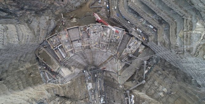 En Yüksekte İlk 100’e Az Kaldı