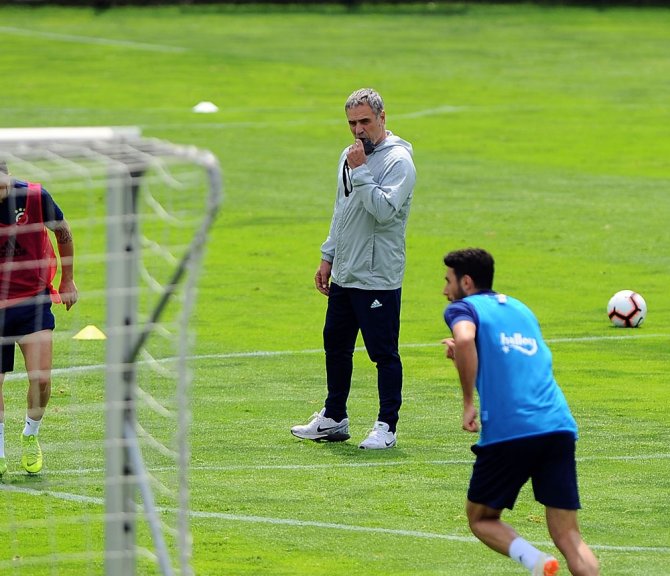 Fenerbahçe, Bb Erzurumspor Maçı Hazırlıklarını Sürdürdü