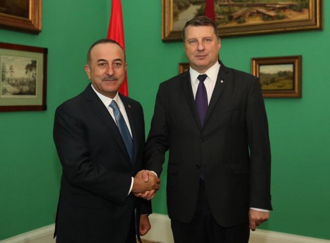 Bakan Çavuşoğlu Letonya’da