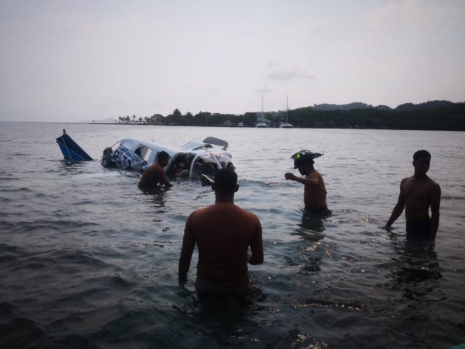 Honduras’ta Küçük Uçak Düştü: 5 Ölü