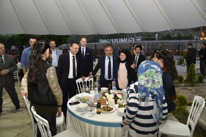 Gümüşhane Belediyesi ’Kardeşlik İftarı’ Düzenledi