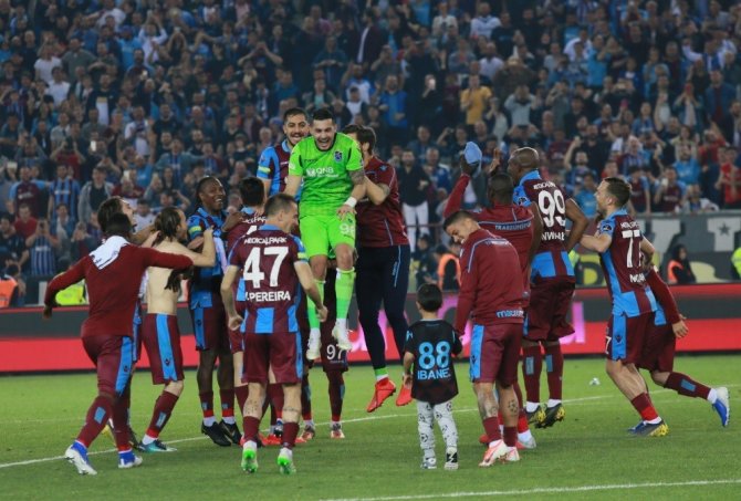 Trabzonspor, Liderin Ardından En İyi İç Saha Takımı Oldu