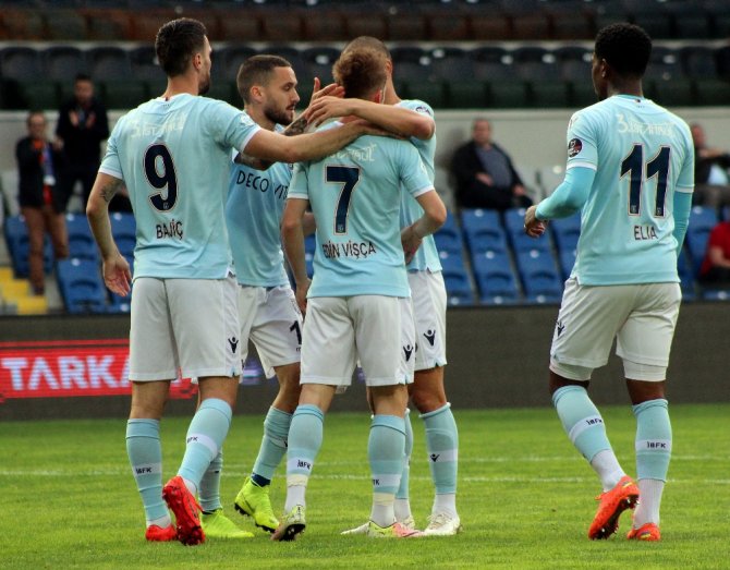 İlk Yarıda 2 Gol Var