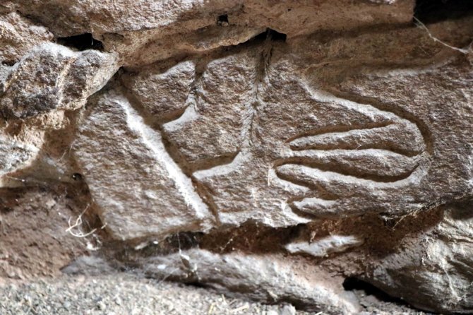 Ahırda Bulunan Yazılar Kapadokya Tarihine Işık Tutacak