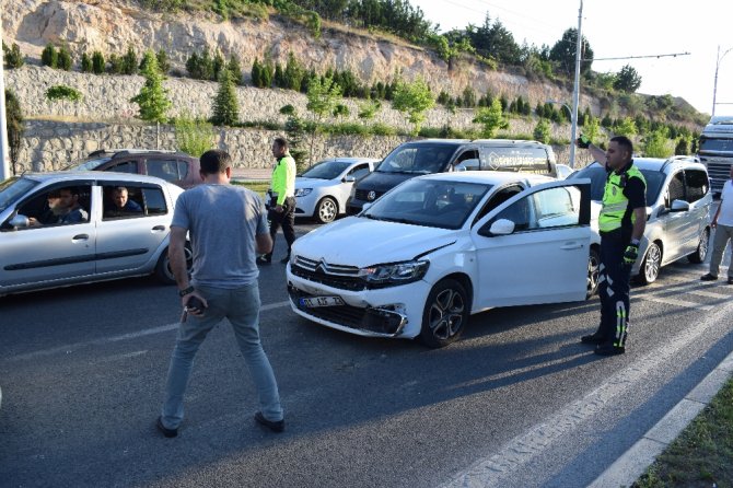 Malatya’da Zincirleme Trafik Kazası