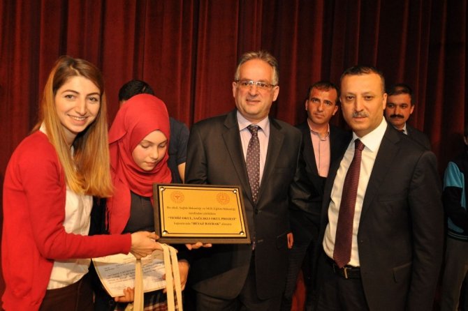 Gümüşhane’deki Okulların Yüzde 77’si Beyaz Bayrak Sahibi