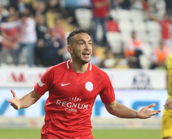 Başakşehir’de Büyük Revizyon