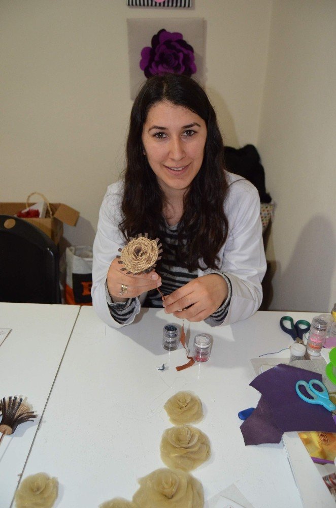 Bir Demet Çiçek İçin 1 Ay Uğraş Veriyorlar