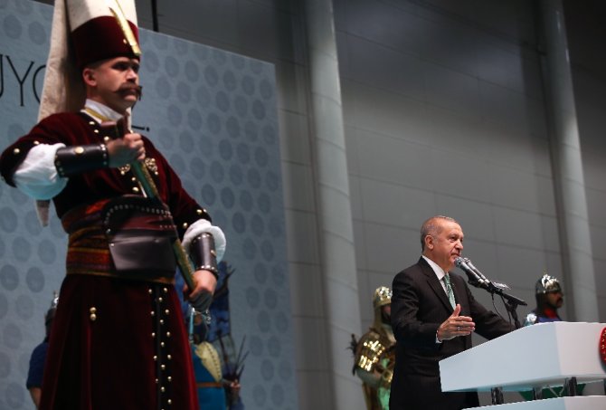 “İstanbul’a Dair Hesaplaşma Tam 566 Yıldır Hiç Bitmedi, Eksilmedi”