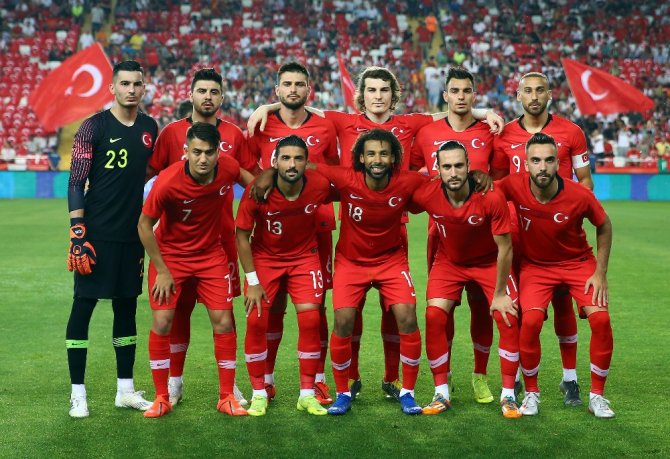Hazırlık Maçı: Türkiye: 2 - Yunanistan: 0 (İlk Yarı) 