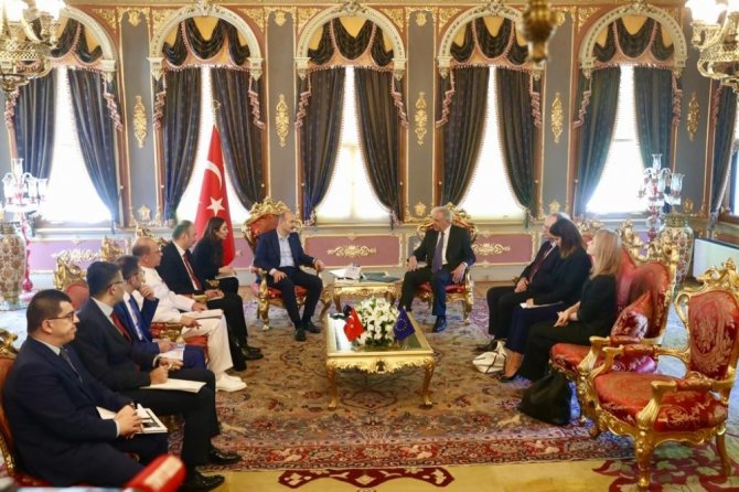 İçişleri Bakanı Soylu, Ab Komiseri Avramopoulos’u Kabul Etti 