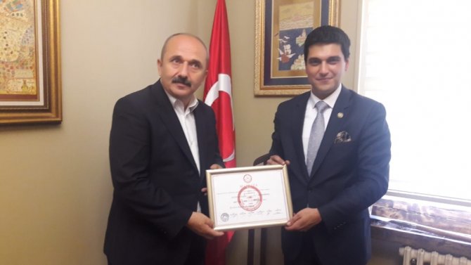 Eyüp Aytekin Mazbatasını Aldı
