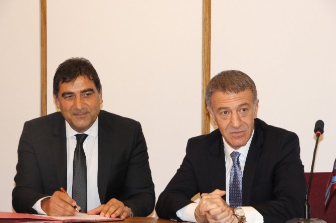 Trabzonspor Ünal Karaman İle 2 Yıllık Sözleşme İmzaladı