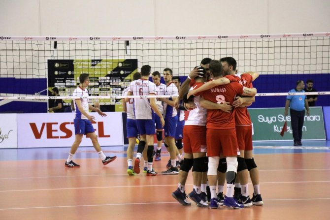 Milliler, Malatya’da Slovakya’yı 3-0 Geçti