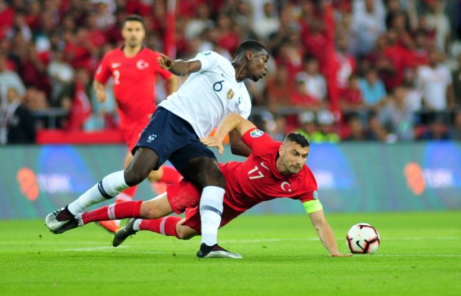 İlk Yarıyı Türkiye 2-0 Önde Bitirdi