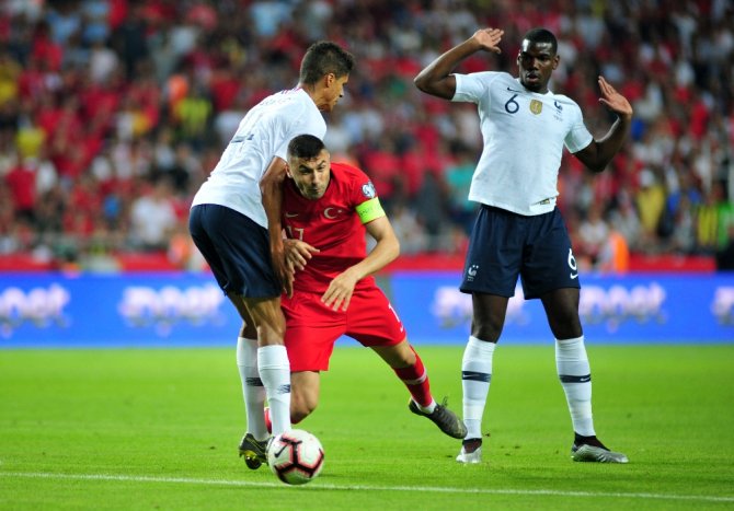 İlk Yarıyı Türkiye 2-0 Önde Bitirdi